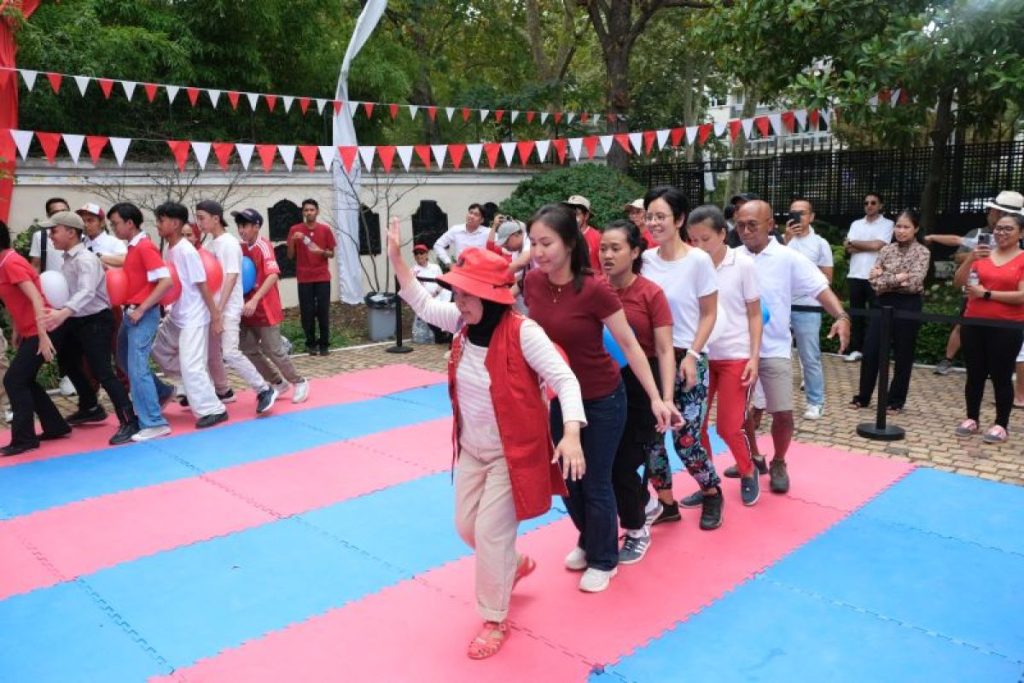 Foto-5b-Lomba-Balap-Balon-beregu