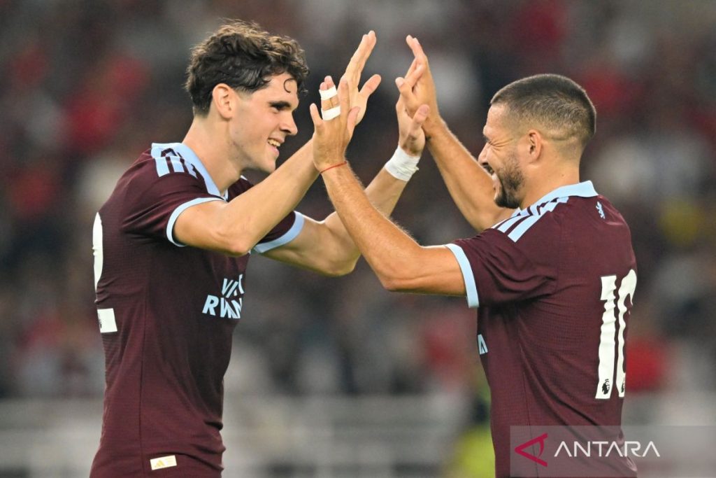 aston-villa-menang-atas-indonesia-all-stars-2832197