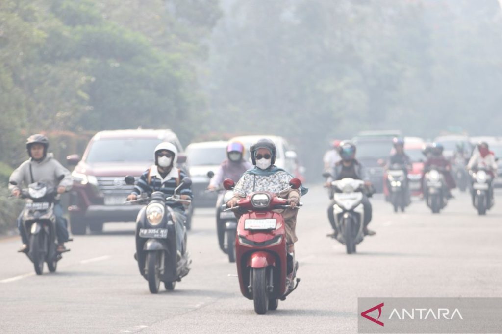 bmkg-kalbar-deteksi-206-titik-panas-2744267