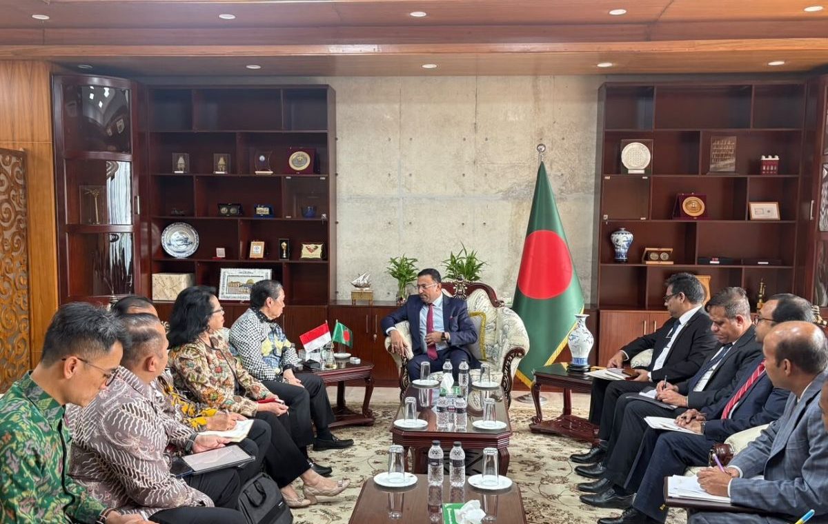 17914698666ac7a92aed777_Wamenlu_State_Minister_of_Foreign_Affairs_1_1_1