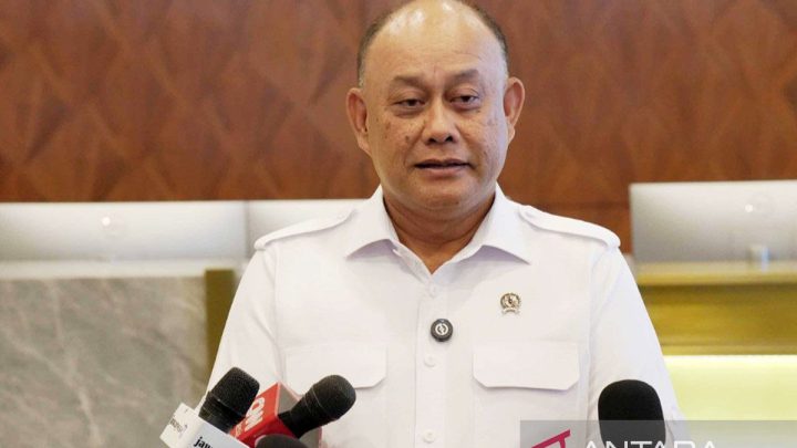 Main Agenda: Humaniora sepekan, tak ada PHK massal guru non-ASN hingga haji ilegal