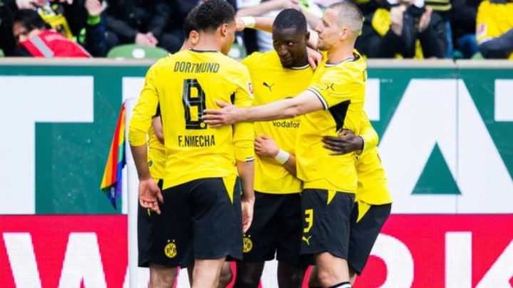 Dortmund tutup musim ini dengan kalahkan Bremen 2-0