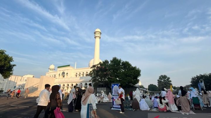 Jusuf Kalla dan Jimly Asshiddiqie shalat Idul Adha di Al-Azhar Jaksel
