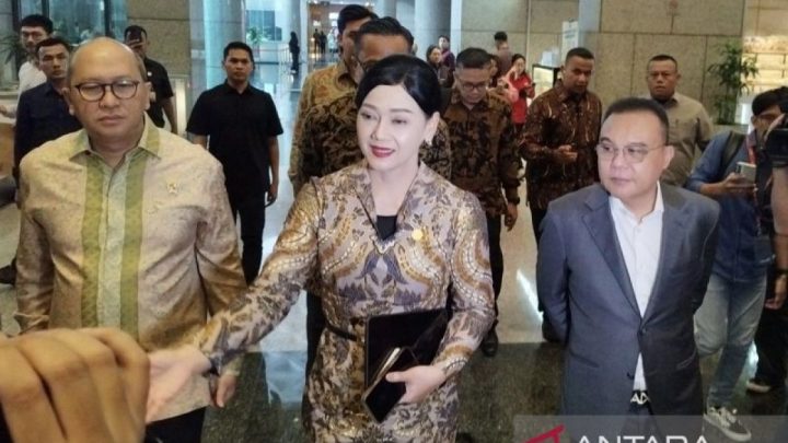 Meeting Results: DPR-OJK sambangi Gedung Bursa Efek Indonesia cek kondisi IHSG