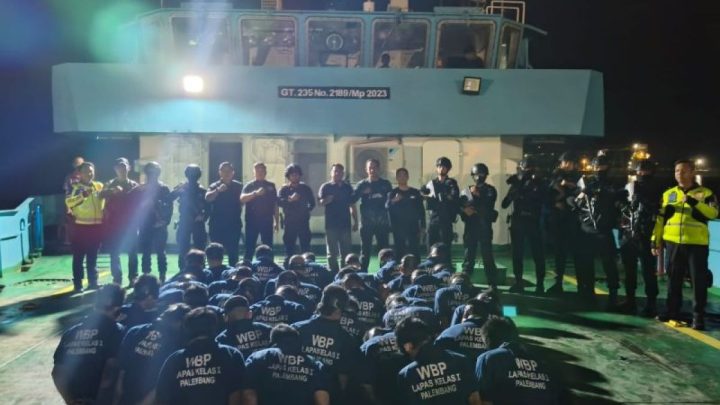 New Policy: Kemenimipas pindahkan 40 narapidana dari Sumsel ke Nusakambangan
