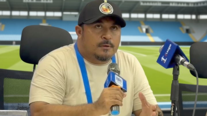 Facing Challenges: Imran Nahumarury bertekad bawa Semen Padang kembali ke Super League