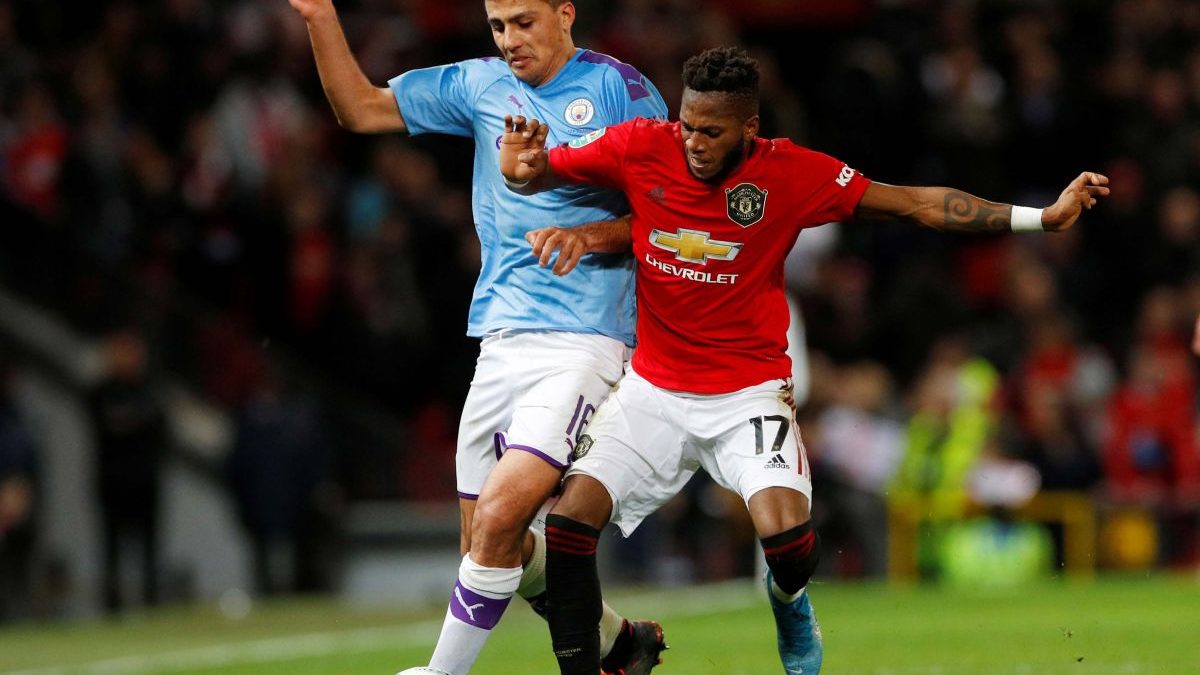 2020-01-07T215043Z_1945075472_RC29BE90SQY3_RTRMADP_3_SOCCER-ENGLAND-MUN-MCI-REPORT