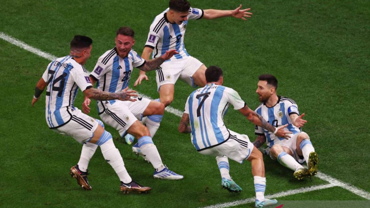 2022-12-18T152522Z_3927767_UP1EICI16U8LV_RTRMADP_3_SOCCER-WORLDCUP-ARG-FRA-REPORT