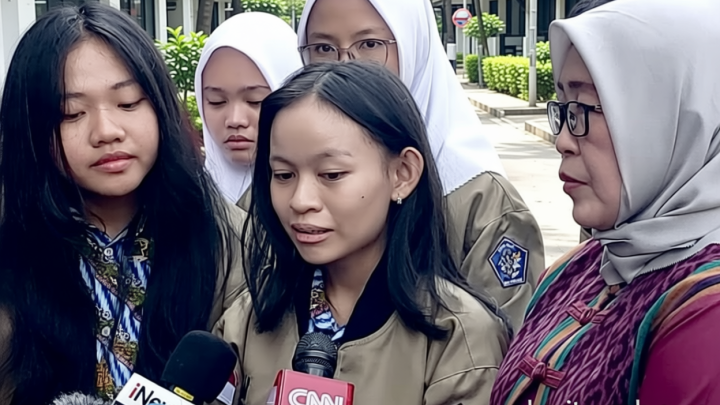 Politik sepekan – LCC MPR hingga Prabowo soal terima uang bulan depan