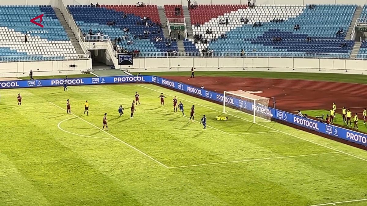 AREMA-FC-BERHASIL-KELUAR