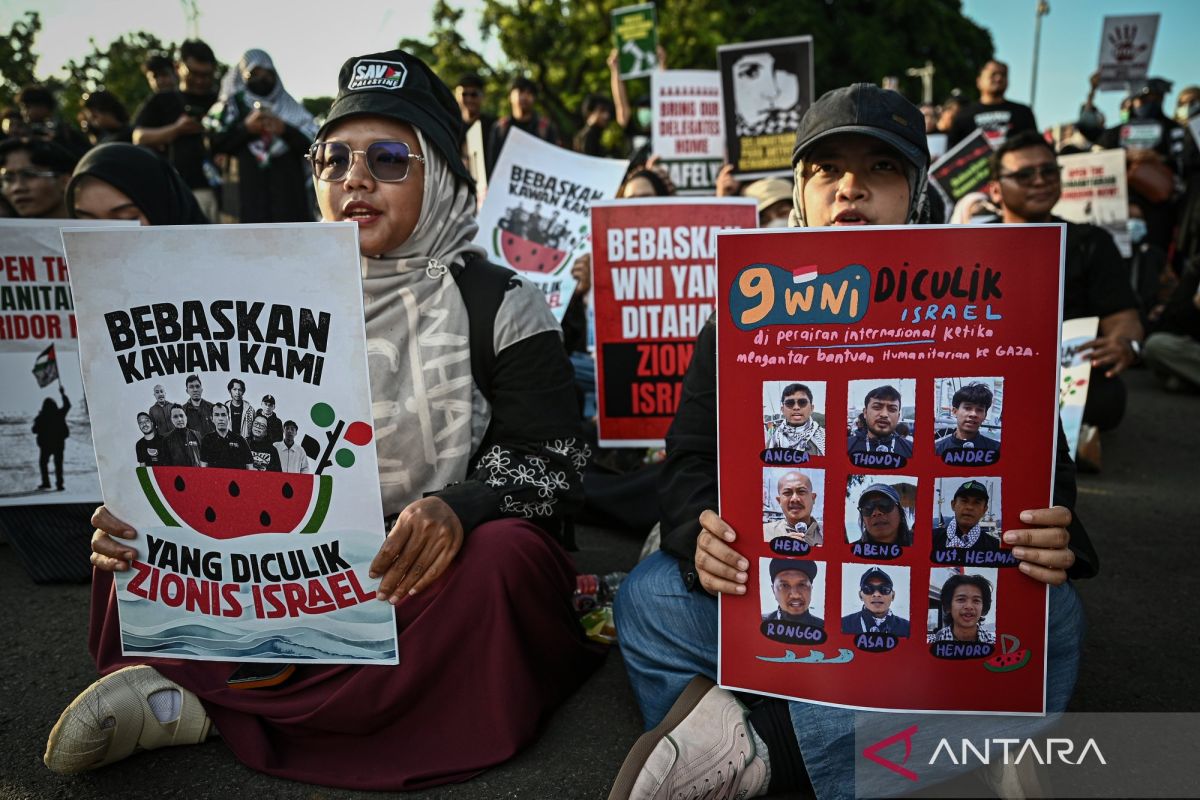 Main Agenda: WNI peserta flotilla Gaza jalani pemeriksaan di Turkiye sebelum pulang