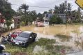 Hujan deras – 317 warga mengungsi akibat banjir 80 cm di Kendari