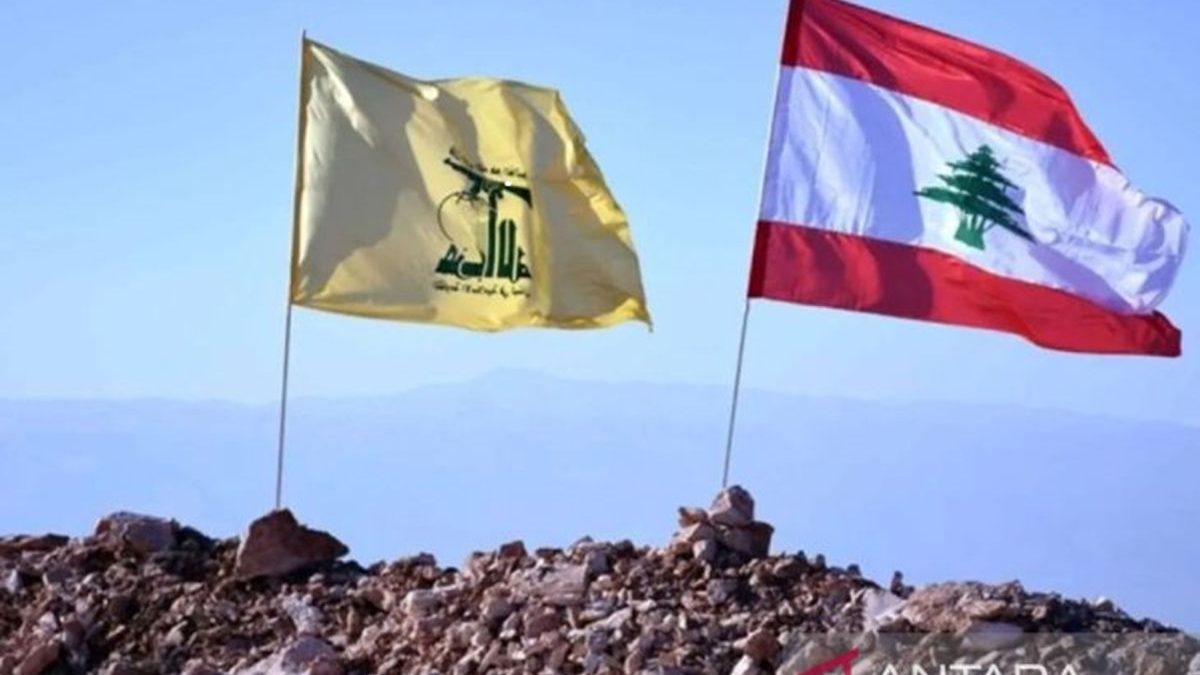 HizbullahLebanonBenderaAAnadolu