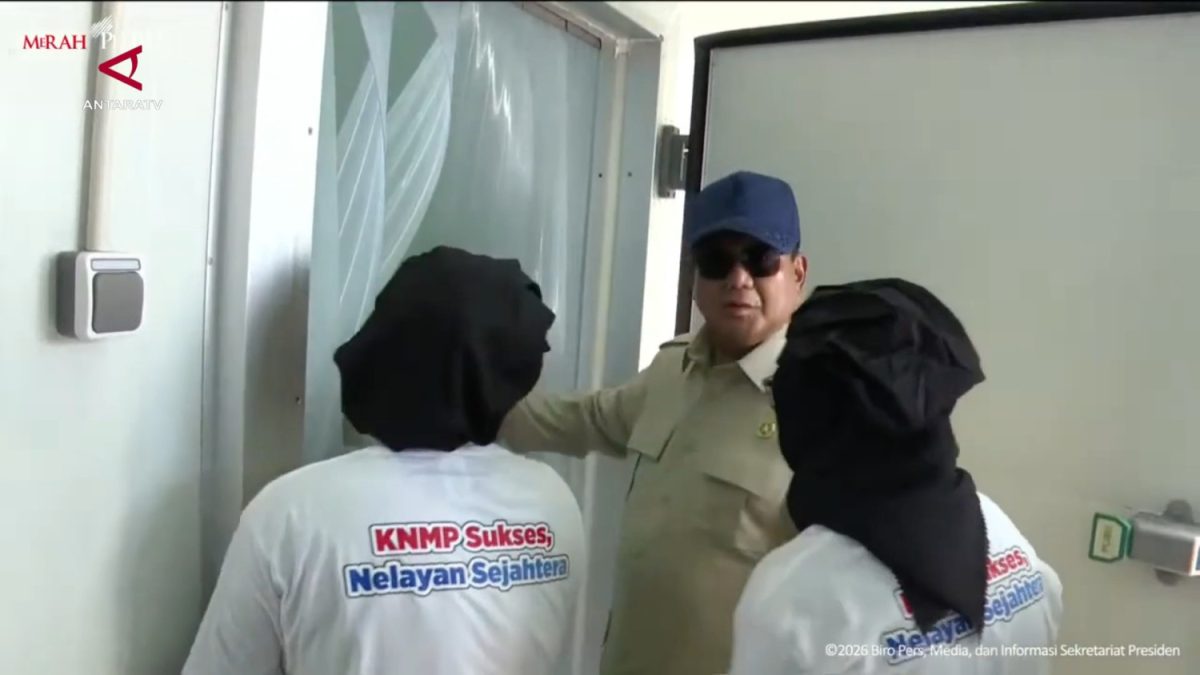 KUNJUNGI-KNMP-GORONTALO-PRESIDEN-PERAN-NELAYAN-SANGAT-PENTING_1