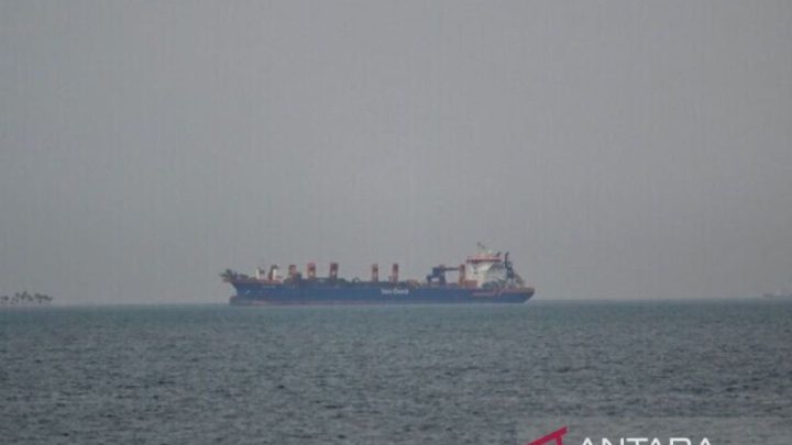 Announced: Iran izinkan tanker minyak Irak lewat Selat Hormuz