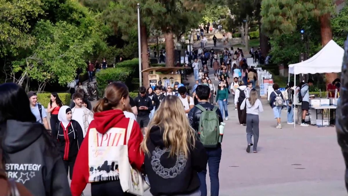 PEMERINTAH-AS-GUGAT-UCLA-ATAS-DUGAAN-INTIMIDASI-MAHASISWA-ISRAEL