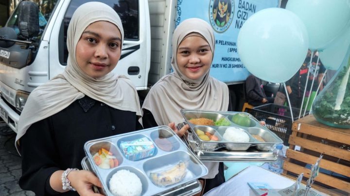 New Policy: Pameran dan pembagian menu MBG di Solo