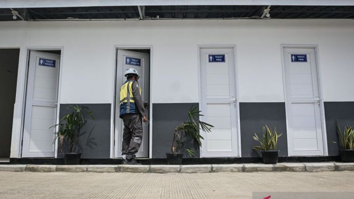 Pembangunan-hunian-bagi-warga-bantaran-rel-kereta-api-230426-sth-08A