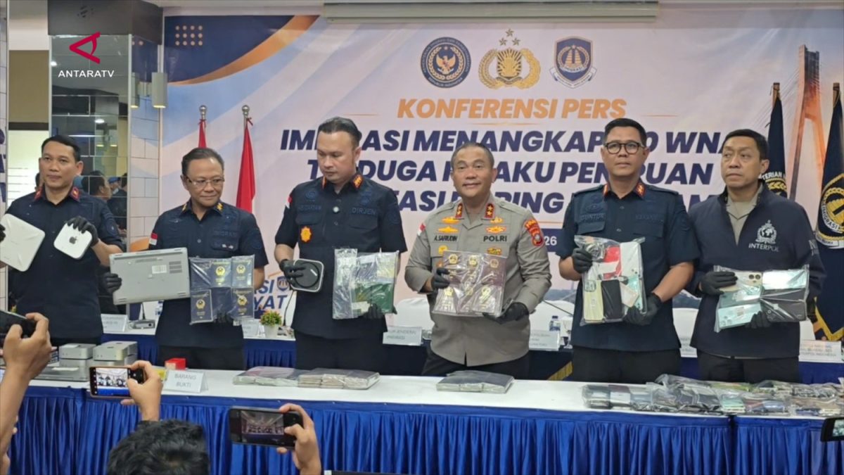 SANS_DITJEN-IMIGRASI-BONGKAR-TINDAKAN-SCAM-INVESTASI-DARI-210-WNA-DI-BATAM