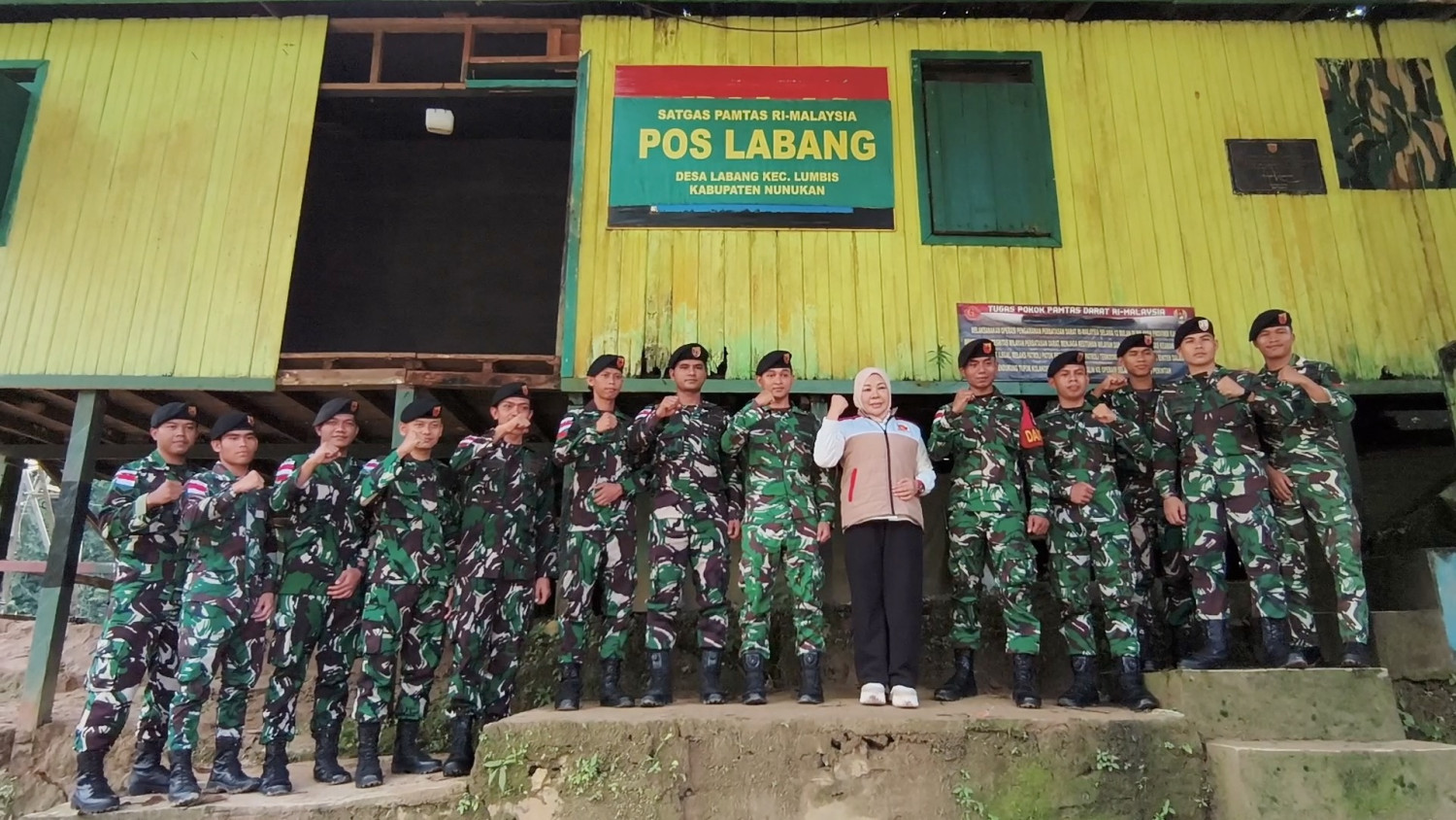 Semangat TNI jaga perbatasan RI-Malaysia di Pos Labang Nunukan