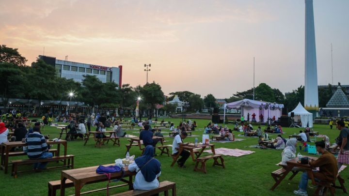 Key Strategy: Senja, cangkrukan, dan ingatan kota