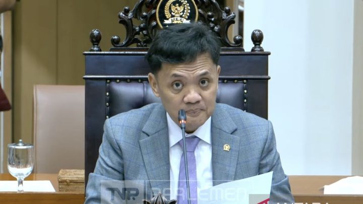 Latest Program: Komisi III: Penggunaan APBN untuk hewan kurban Presiden tidak salah