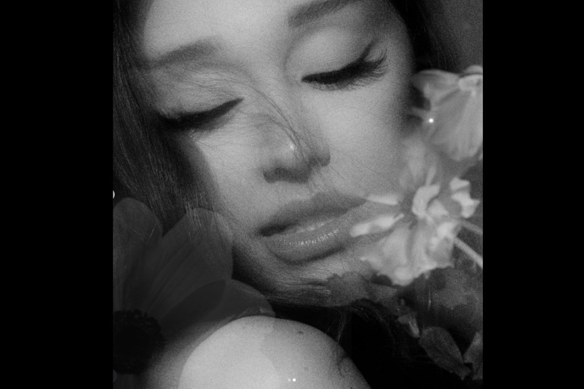 Historic Moment: Ariana Grande umumkan album baru ‘Petal’, single perdana rilis 29 Mei