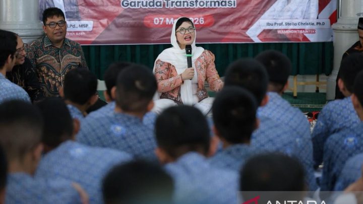 Latest Program: Siswi Sekolah Unggul Garuda dari Aceh raih LoA dari 8 kampus top dunia