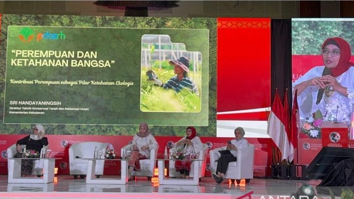 Topics Covered: Perempuan garda depan jaga lingkungan dan penguatan literasi digital