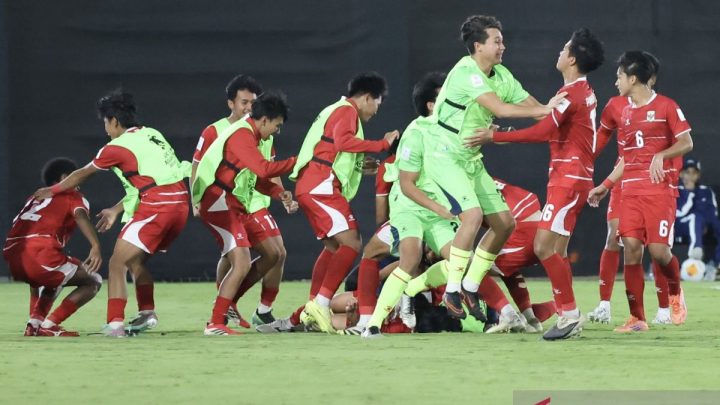 Ichiro berduet dengan Pandu Aryo di lini depan Indonesia U17 vs Qatar