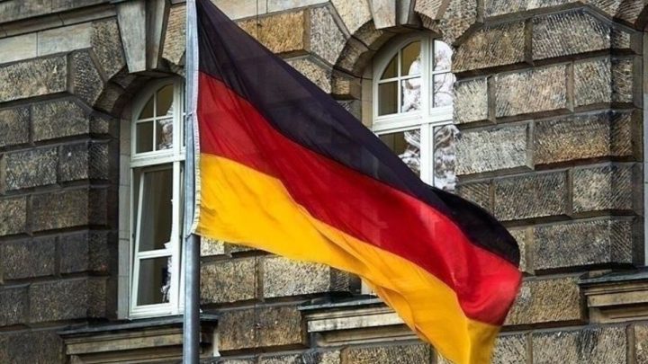 Special Plan: Ribuan siswa di Hamburg protes reaktualisasi wajib militer