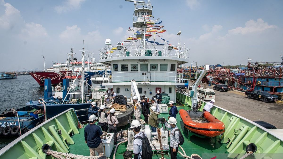 kapal-riset-kelautan-dan-perikanan-indonesia-2586797