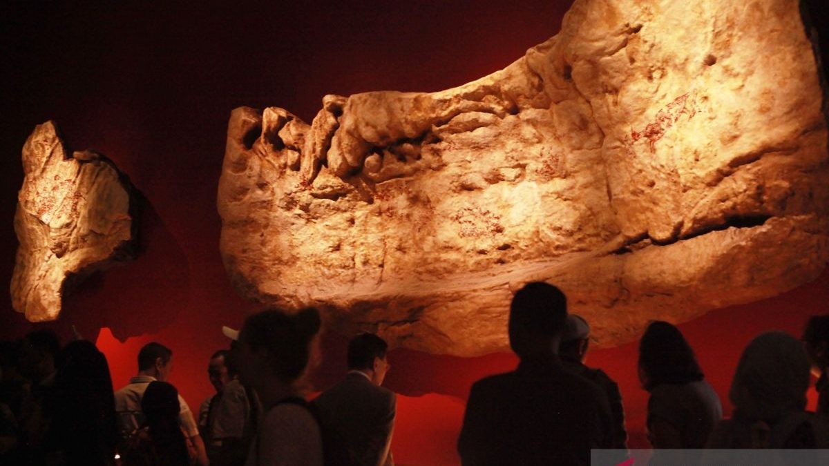 pembukaan-pameran-fosil-koleksi-eugene-dubois-di-museum-nasional-2692036