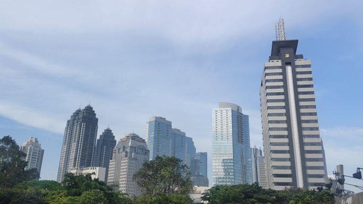 Seluruh Jakarta bakal cerah berawan pada Selasa pagi