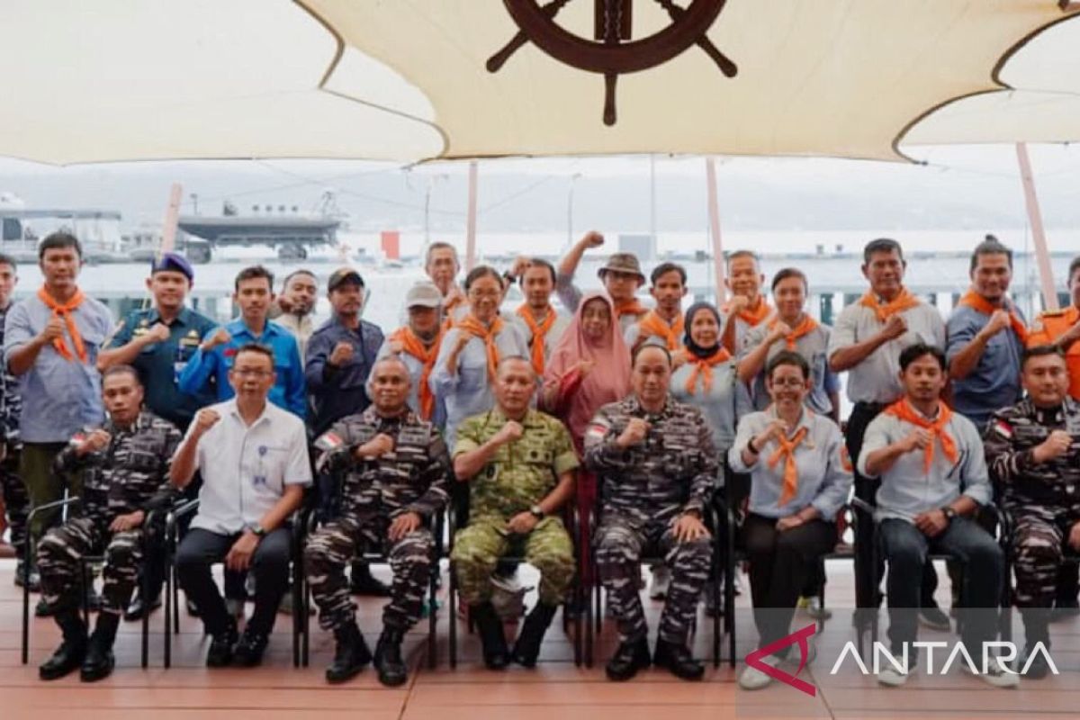 Kodaeral IX-Wanadri ekspedisi selam di Pulau Buru jaga ekosistem laut