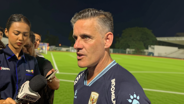 Masuk skuad timnas senior – Mathew Baker dimentori oleh Kevin Diks