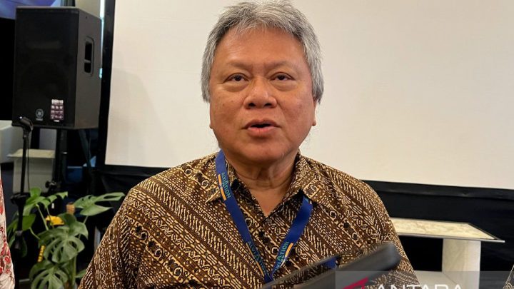 New Policy: Pengamat: Pajak nol persen suku cadang pesawat perkuat penerbangan RI