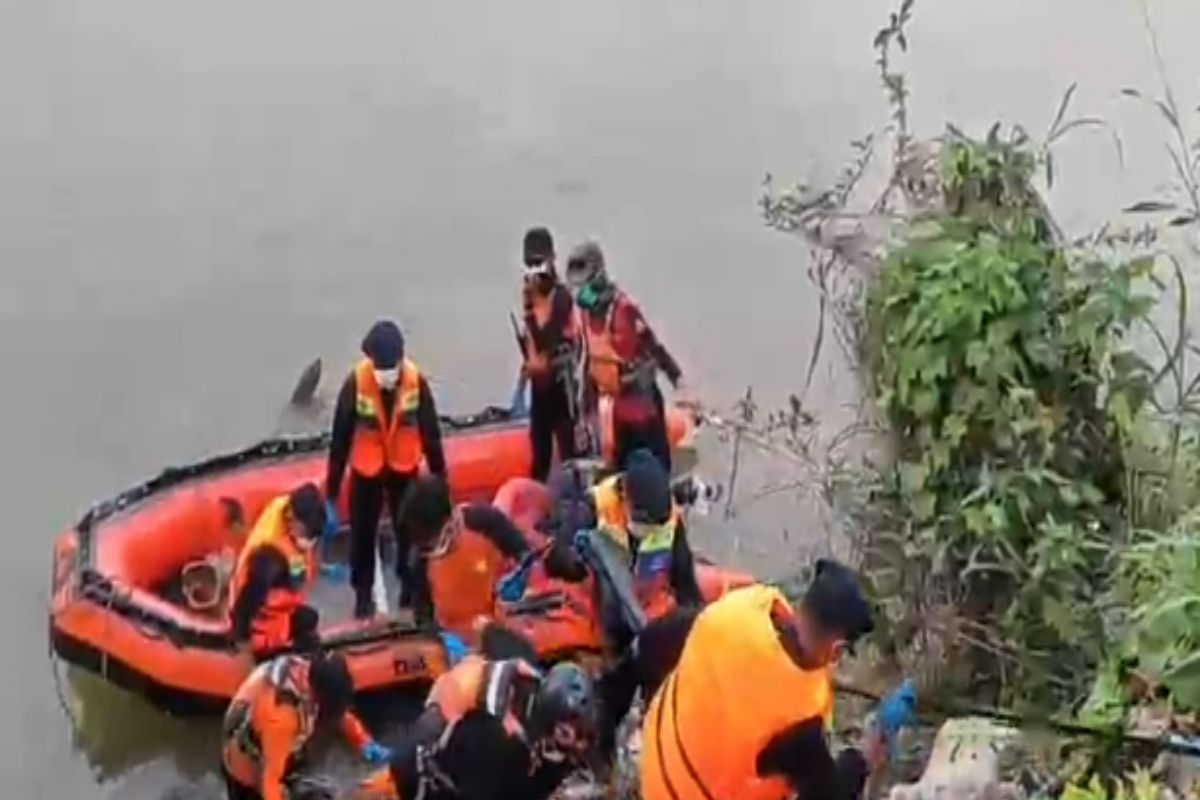 Tim SAR temukan korban terakhir anak tenggelam di Sungai Mapili