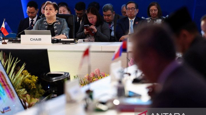 Topics Covered: AS-Filipina bahas upaya majukan perdamaian di Laut China Selatan