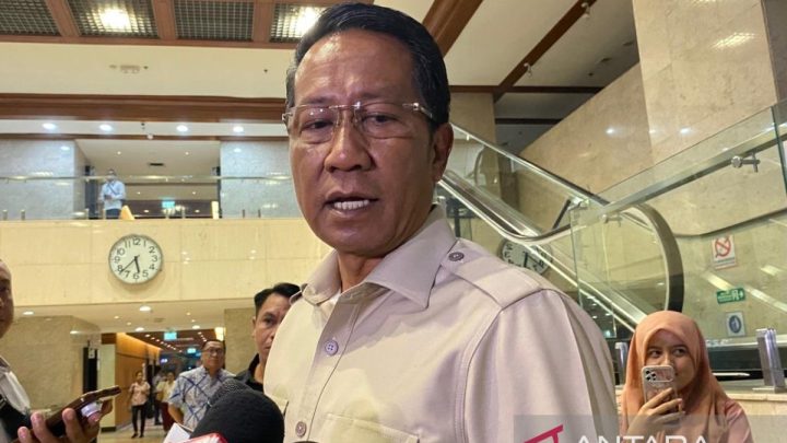 Menkum serahkan penegakan hukum eks pimpinan BGN ke Kejagung