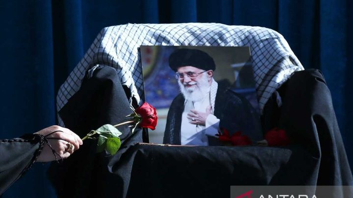 Prosesi pemakaman Ali Khamenei dijadwalkan akhir Juni