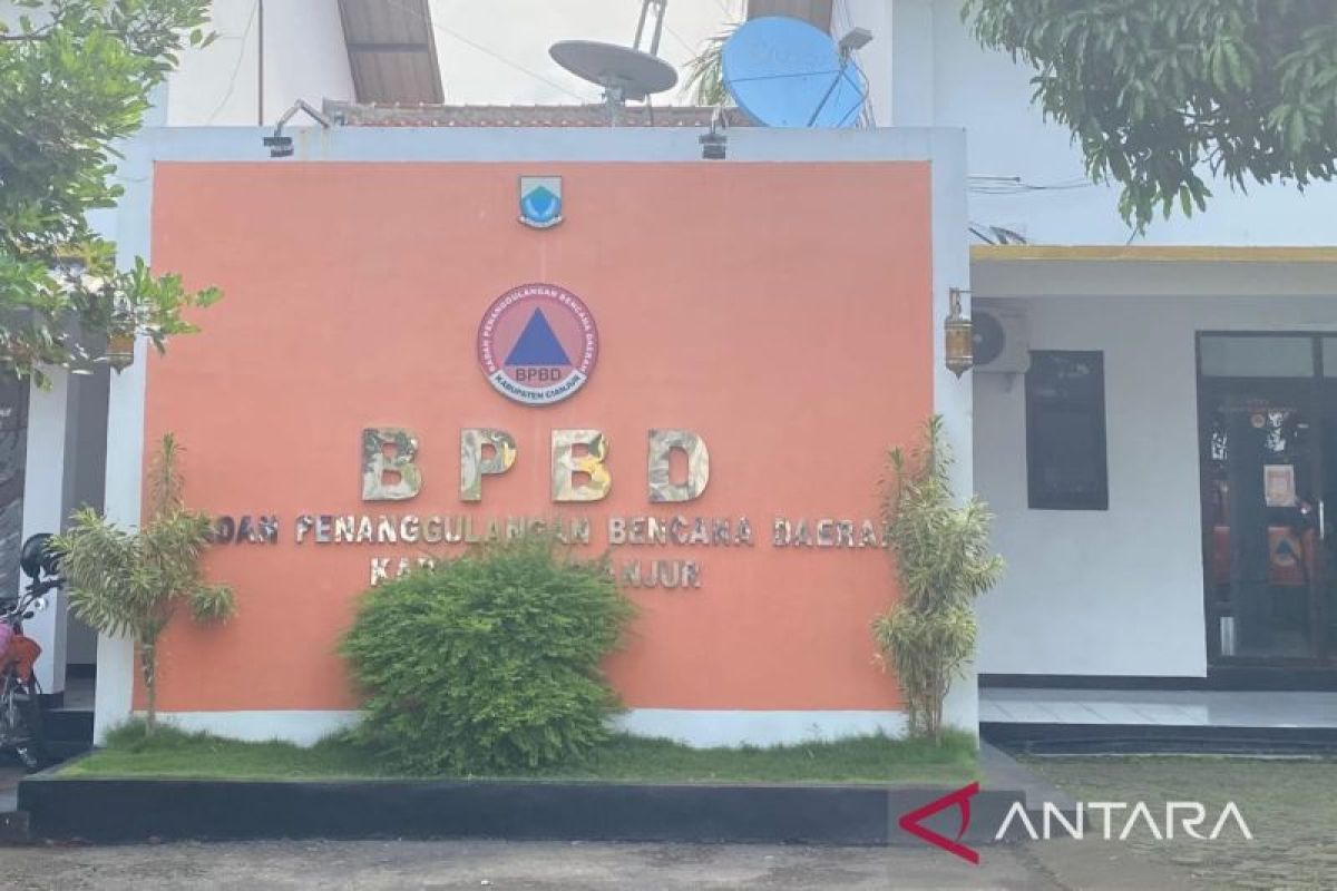 BPBD Cianjur lakukan pendataan dampak gempa terpusat di Cianjur