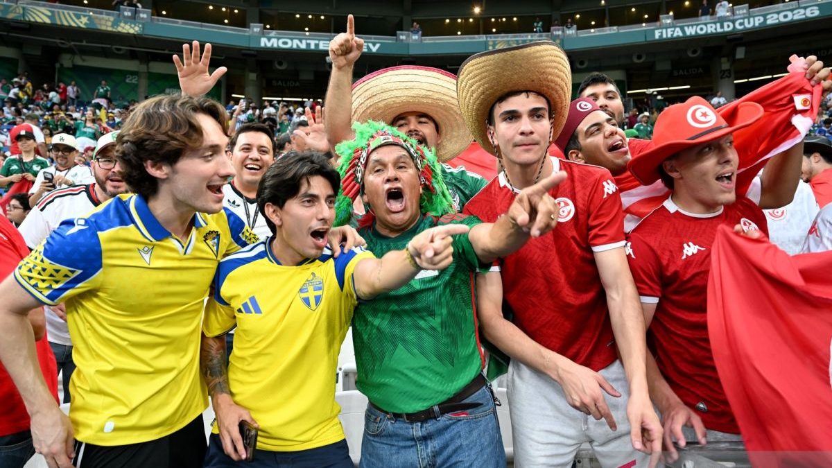 suporter-swedia-dan-tunisia-piala-dunia-2026-2805559