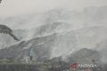 Dua heli water bombing hingga skema TMC padamkan api di TPA Tangerang