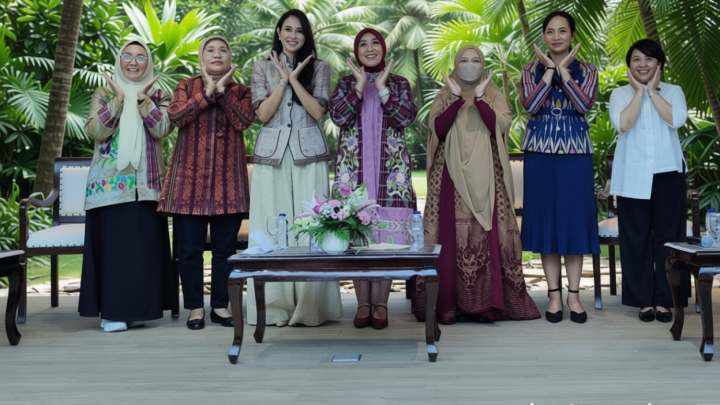 Dekranas jadikan perayaan HUT ke-46 sebagai panggung wastra dan kriya