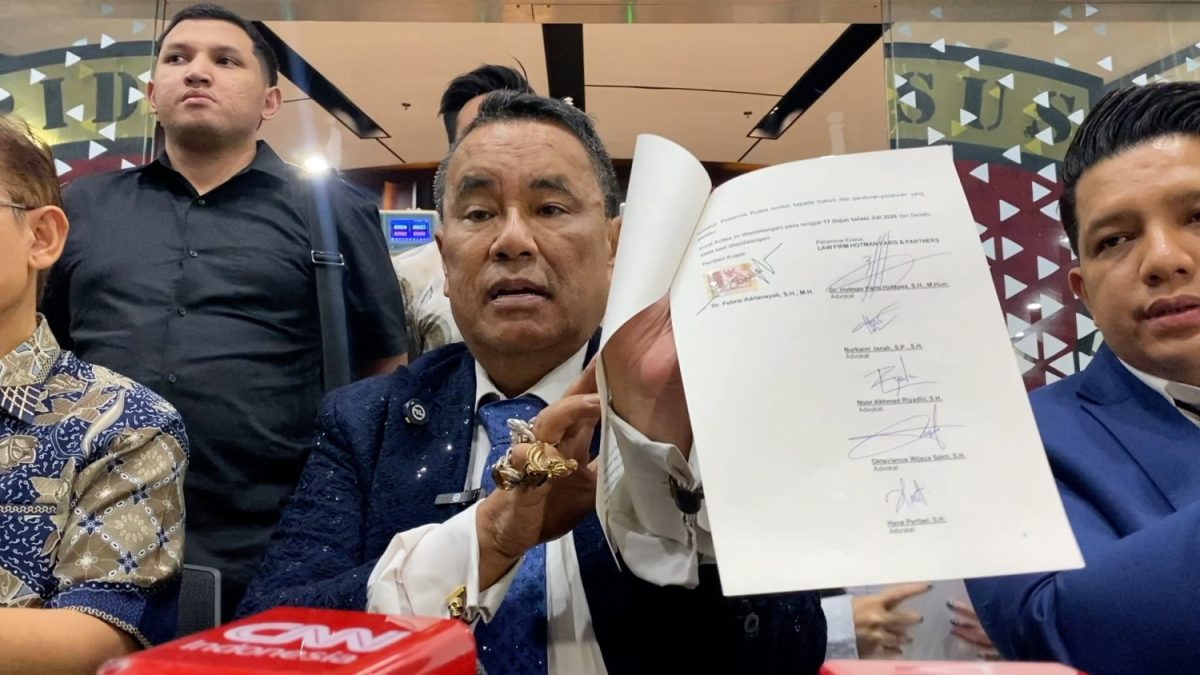 AB_HOTMAN-SEBUT-FEBRIE-TAK-DITAHAN-KEJAGUNG-SEMUA-TUDUHAN-TERBANTAHKAN