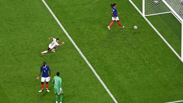 What You Need to Know: Spanyol ke final setelah bekuk Prancis 2-0