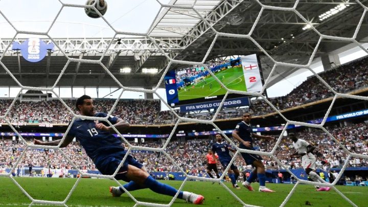 Historic Moment: Inggris unggul telak 4-0 atas Prancis pada babak pertama