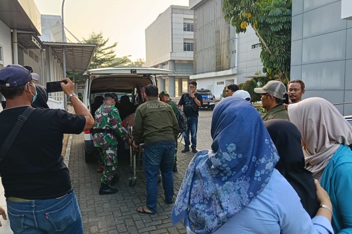 SAR gabungan evakuasi wisatawan tenggelam di Pantai Pangandaran