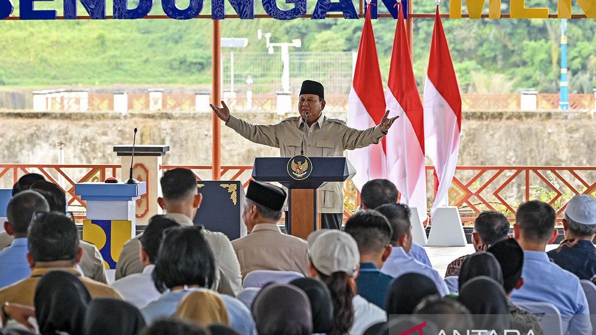 Presiden-resmikan-bendungan-meninting-di-lombok-100726-AS-3